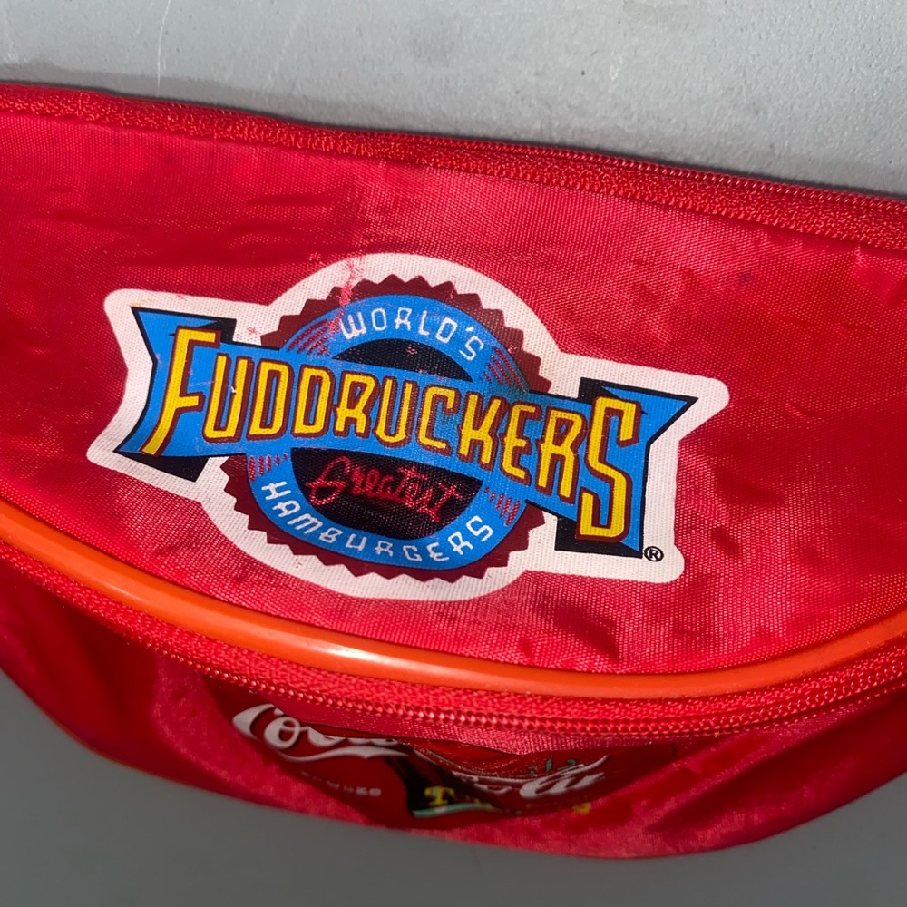 Vintage Coca-Cola / Fuddruckers fans Red Fanny Pack - Picture 3 of 10
